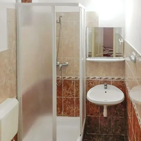 Two-bedroom In شقة *